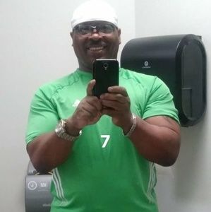 Meet your Posher, Curtis